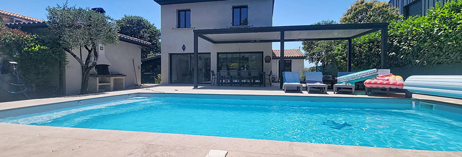 Maison 7 Pièces 170 m² à vendre à Mérignac (33700)