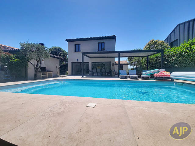 Merignac Arlac-Maison T6-Piscine — photo du bien