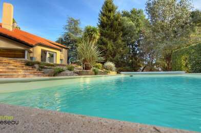 Maison 10 pièces 558900 €
