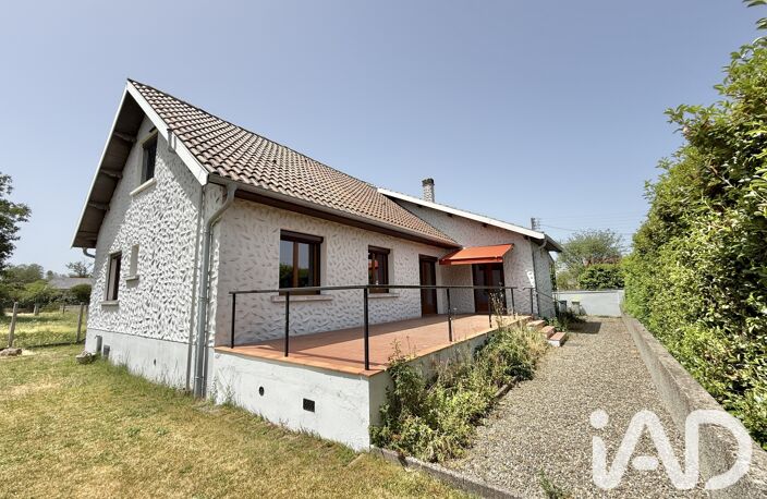 Vente Maison/villa 8 pièces — photo 2