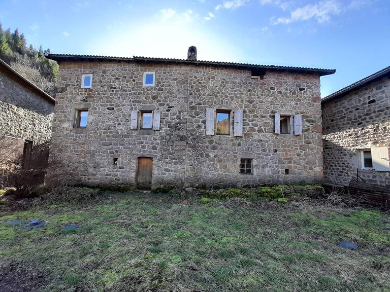 Ardèche : ensemble de 2 maisons en pierre dans LA VALLEE DU TALARON — photo 1