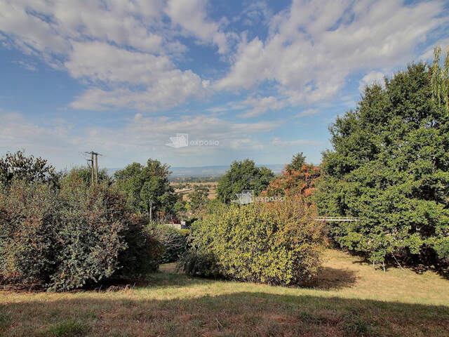 Maison Saint Galmier 5 chambres - 145 m2 habitable - Terrain 2 160m2 — photo du bien