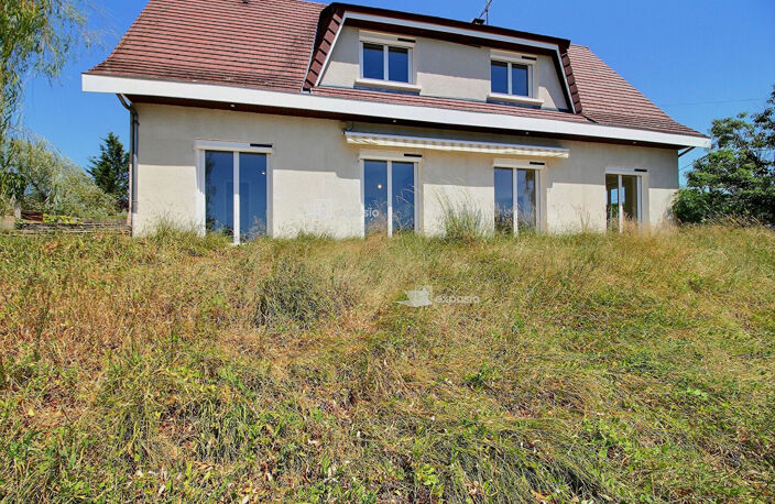 Maison Saint Galmier 5 chambres - 145 m2 habitable - Terrain 2 160m2 — photo 2