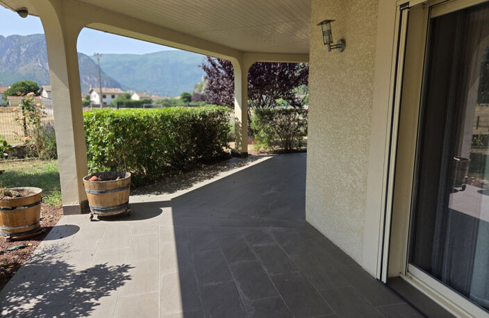 AGREABLE VILLA DE PLAIN PIED — photo 2