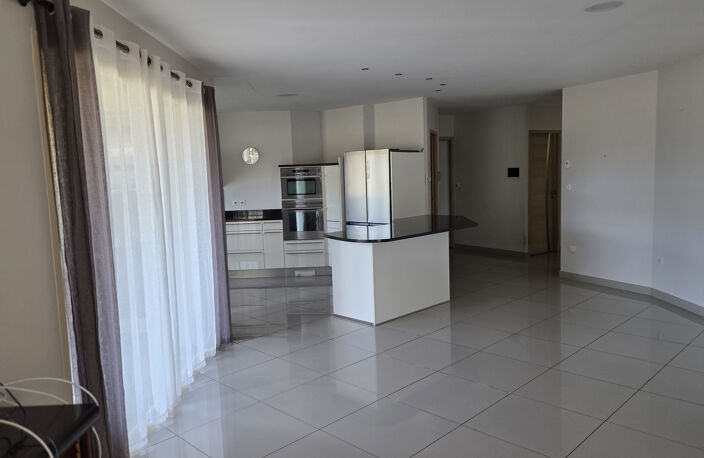 AGREABLE VILLA DE PLAIN PIED — photo 3