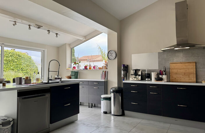 Au calme sans vis à vis, villa de plain pied 168m2 sur une parcelle de 1299 m2 — photo 4