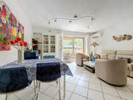 VENTE EN EXCLUSIVITE - SAINT-RAPHAËL - APPARTEMENT 3 PIECES AVEC PISCINE , PARKING ET CAVE — photo 4