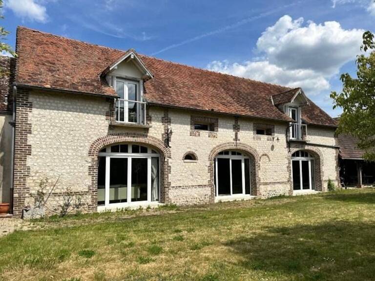 Authentique demeure rénovée à Muids, ancienne écurie en pierre avec beaux volumes — photo 1