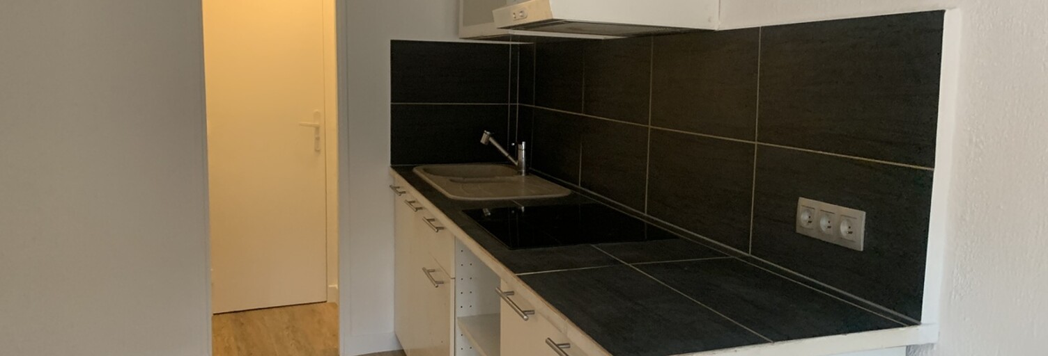 Appartement 1 Pièce 25 m² à louer à Cuers (83390)
