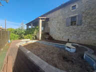 Coup de cœur à Joyeuse : maison de caractère classée B, jardin clos et piscine à réhabiliter — photo 4