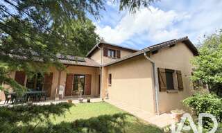 Maison 10 Pièces 176 m² à vendre à Chassieu (69680)