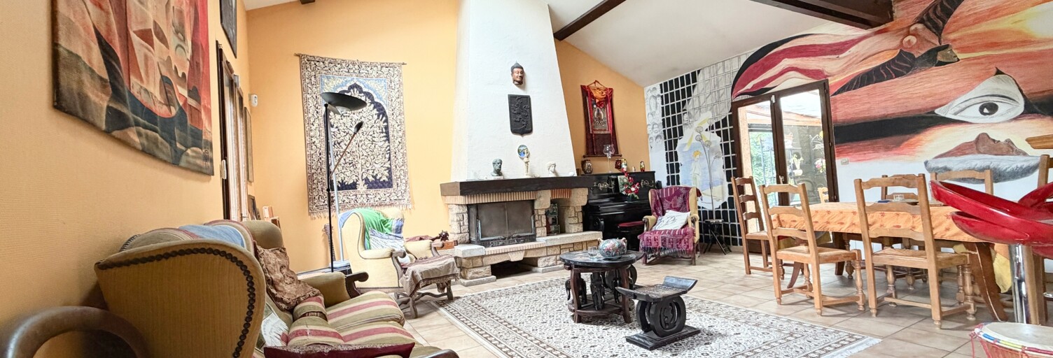 Maison 10 Pièces 176 m² à vendre à Chassieu (69680)