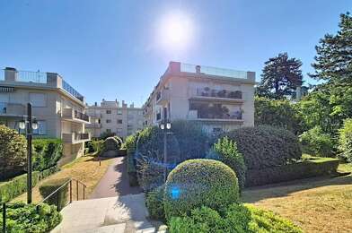 Appartement 4 pièces 699000 €