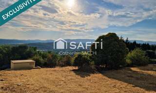 Terrain  1590 m² à vendre à Montauroux (83440)