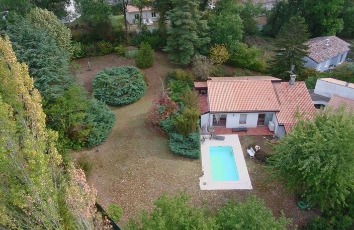 FOULAYRONNES - BELLE MAISON D ARCHITECTE AVEC PICINE - GARAGE - TERRAIN — photo 3
