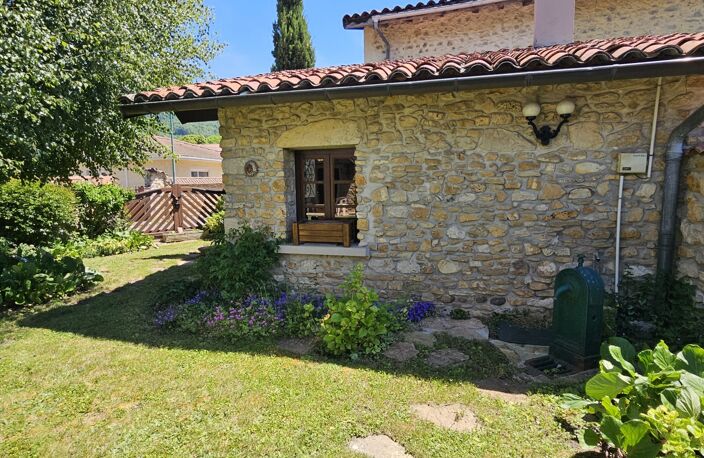 Vente Maison/villa 7 pièces — photo 2
