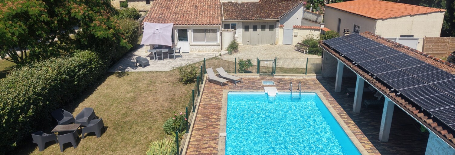 Maison 9 Pièces 200 m² à vendre à Saint-Simon (16120)