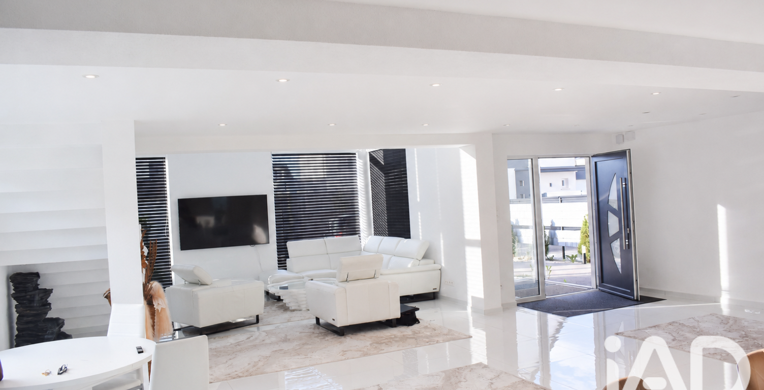 Vente Maison/villa 5 pièces — photo 1