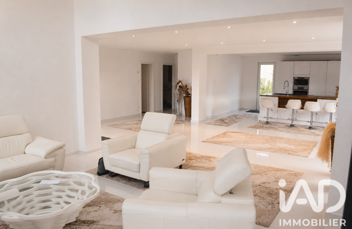 Vente Maison/villa 5 pièces — photo 3