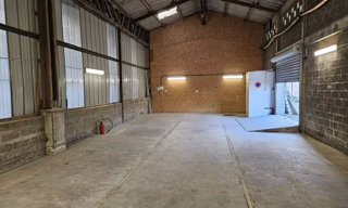 Commerce  132 m² à louer à Outreau (62230)
