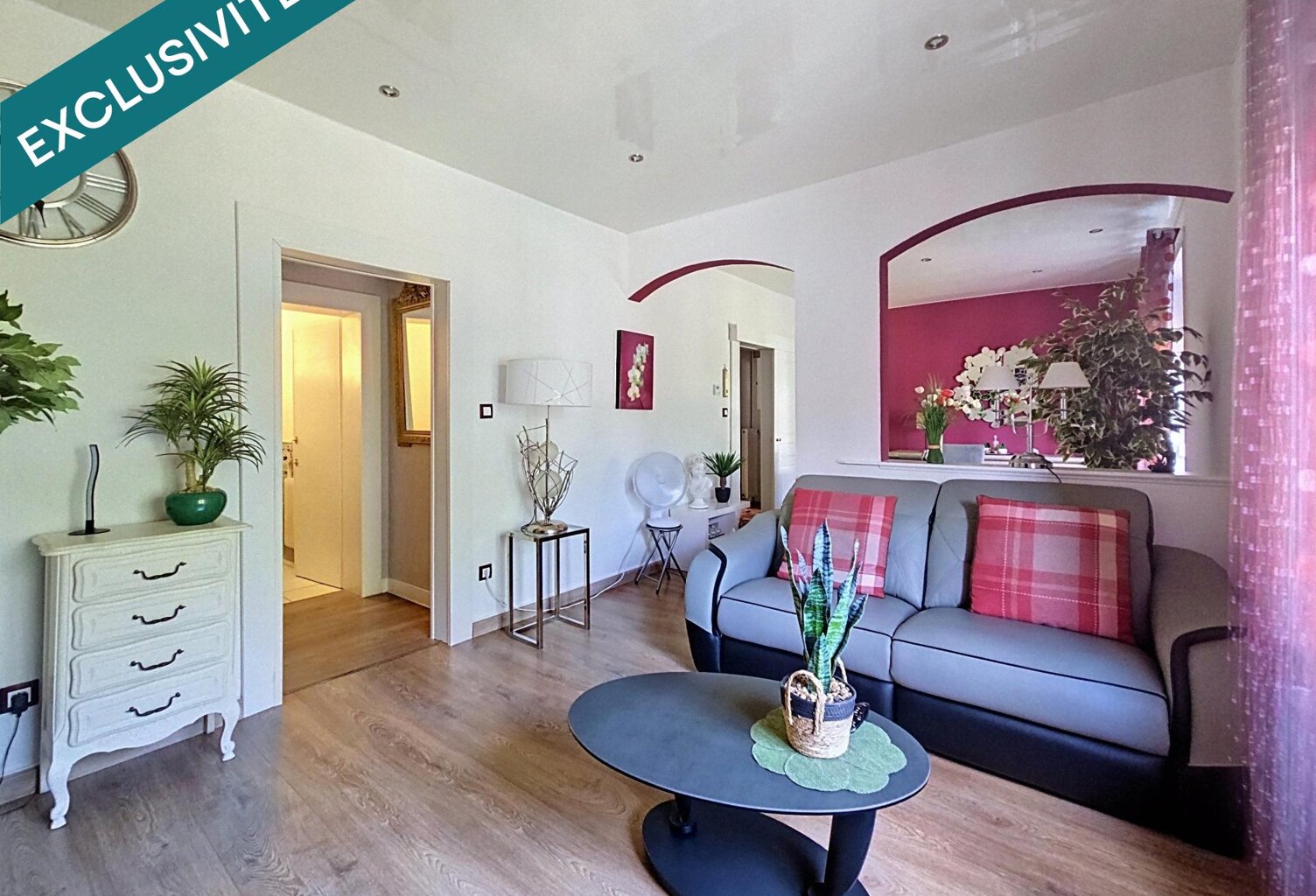 COLMAR Saint-Antoine  Spacieux appartement rénové de 102 m² avec cave, dépendances et stationnement — photo 1