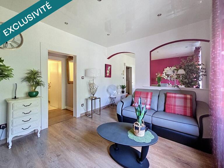COLMAR Saint-Antoine  Spacieux appartement rénové de 102 m² avec cave, dépendances et stationnement — photo 1