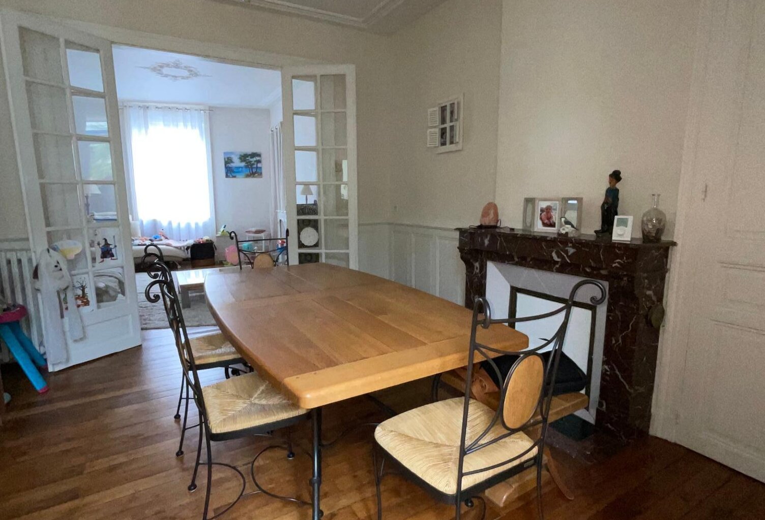 Maison 4 chambres, 2 bureaux, jardin, terrasse. — photo 1