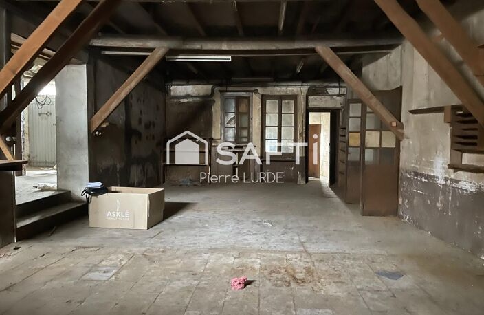 Maison de village à rénover avec garage et jardin — photo 5