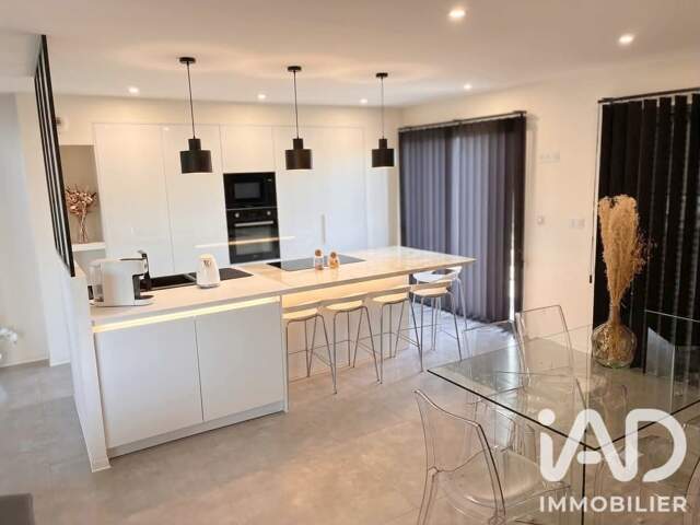 Vente Maison de ville 5 pièces — photo du bien