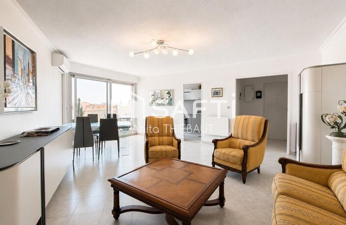 Appartement 4 pièces de 94 m²  Centre-ville de Saint-Raphaël — photo 2