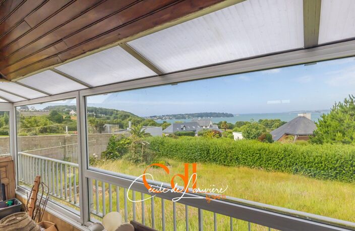 Superbe vue mer, Chateau du Taureau et île Noire, grands espaces dedans et en extérieur, très beau potentiel ! — photo 4