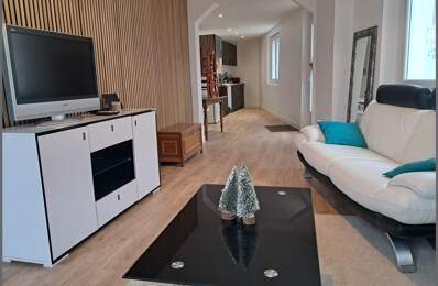 Maison spacieuse et lumineuse située au coeur du village — photo du bien
