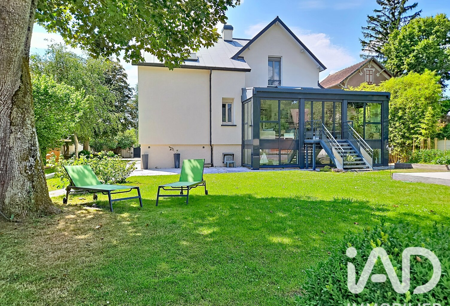 Vente Maison/villa 8 pièces — photo 1