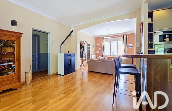 Vente Maison/villa 8 pièces — photo 3