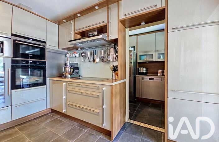 Vente Maison/villa 8 pièces — photo 5