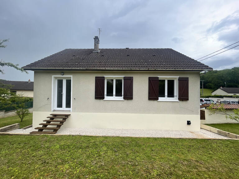 MAISON ENTIÈREMENT RENOVÉE — photo 1