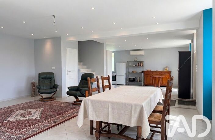 Vente Maison/villa 8 pièces — photo 4