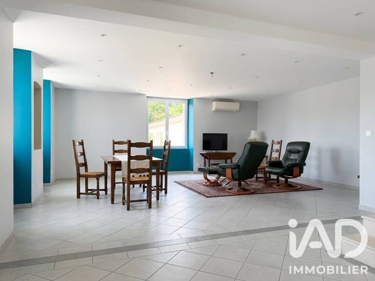 Vente Maison/villa 8 pièces — photo 1