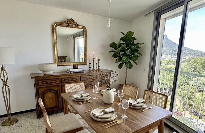 Vente Appartement 4 pièces — photo 2