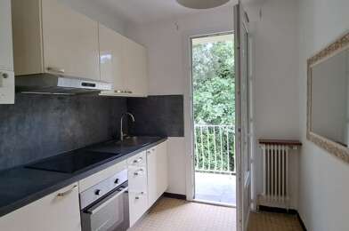 Appartement 3 pièces 1050 €