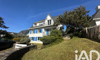 Maison 8 Pièces 210 m² à vendre à Jullouville (50610)