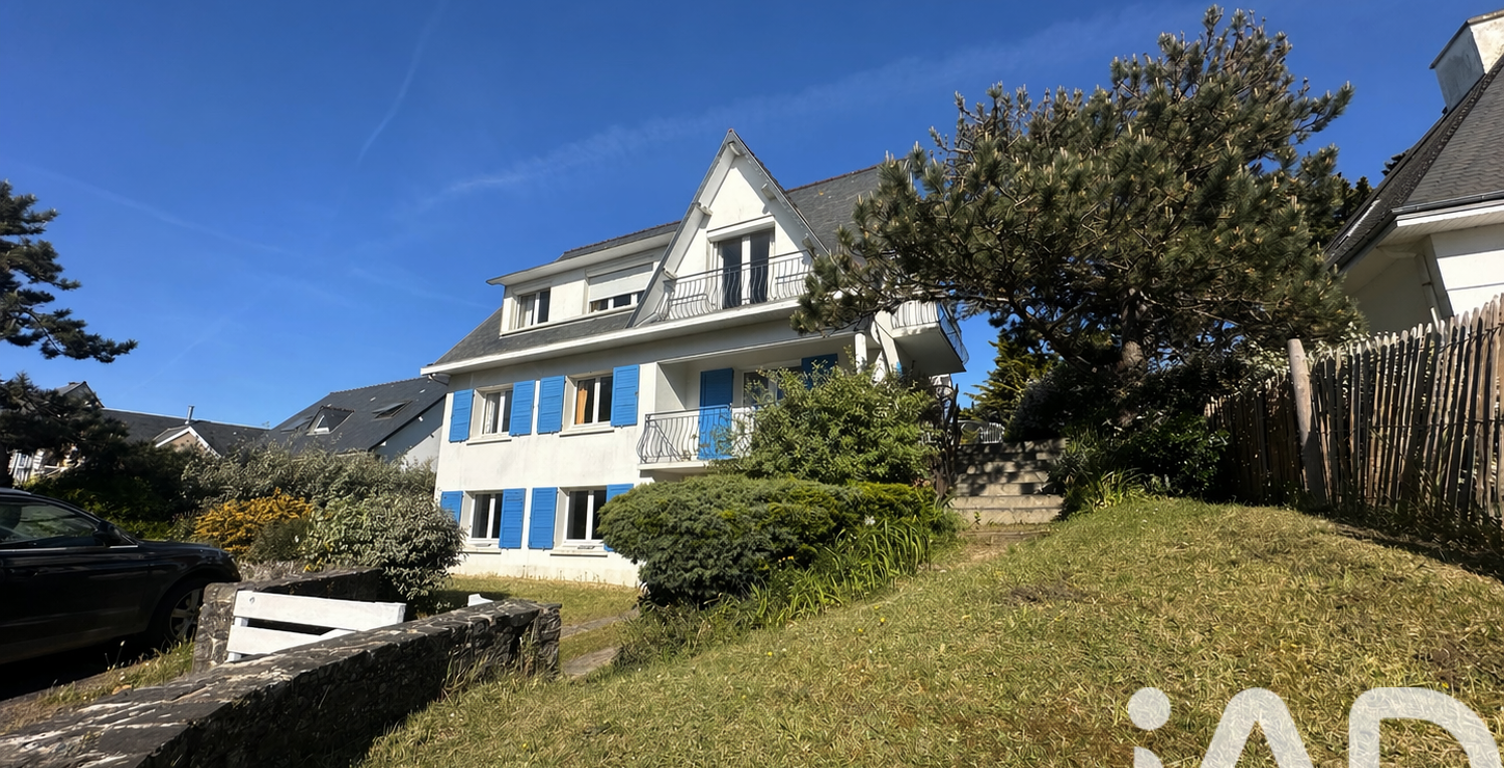 Vente Maison/villa 8 pièces — photo 1