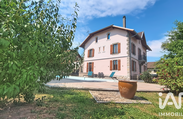 Vente Maison/villa 7 pièces — photo 2