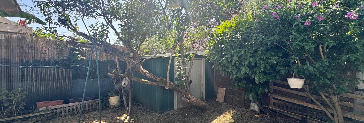 Immeuble  93 m² à vendre à La Queue-en-Brie (94510)