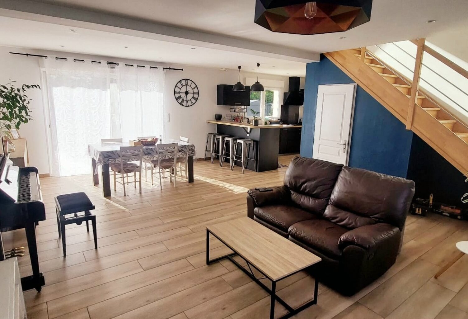 Vente Maison/villa 8 pièces — photo 1