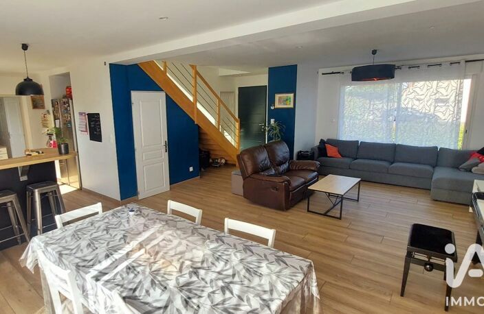 Vente Maison/villa 8 pièces — photo 4