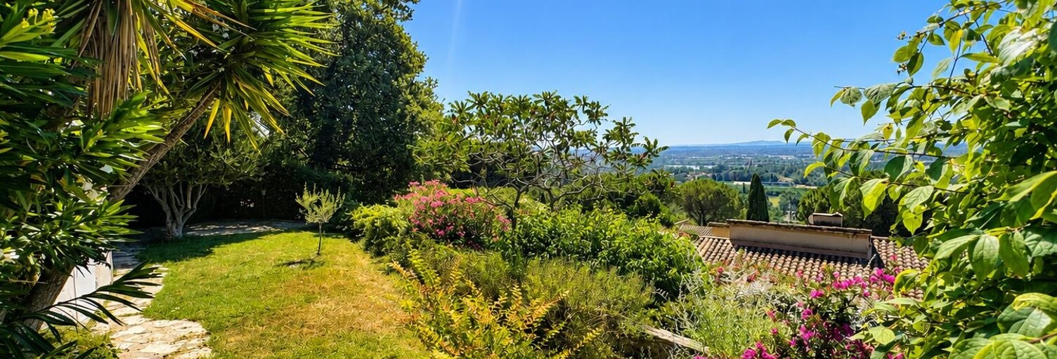 Maison 6 Pièces 164 m² à vendre à Les Angles (30133)