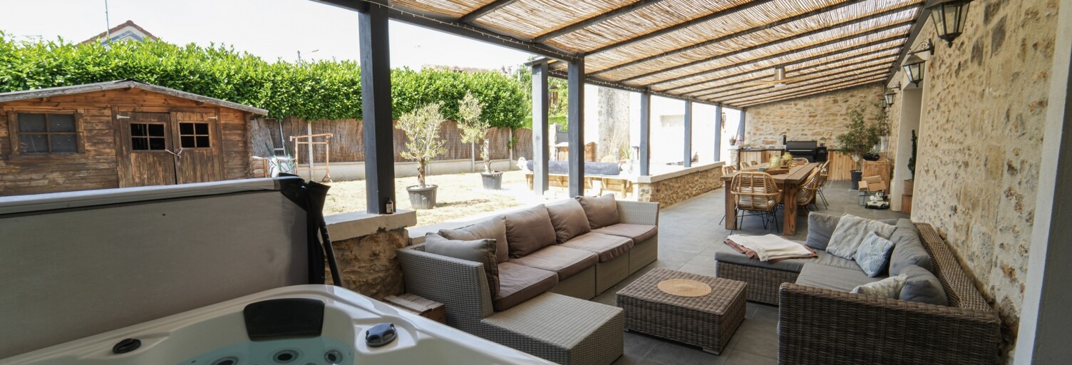 Maison 8 Pièces 223 m² à vendre à Fouju (77390)