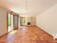 Vente Maison/villa 7 pièces — photo 2