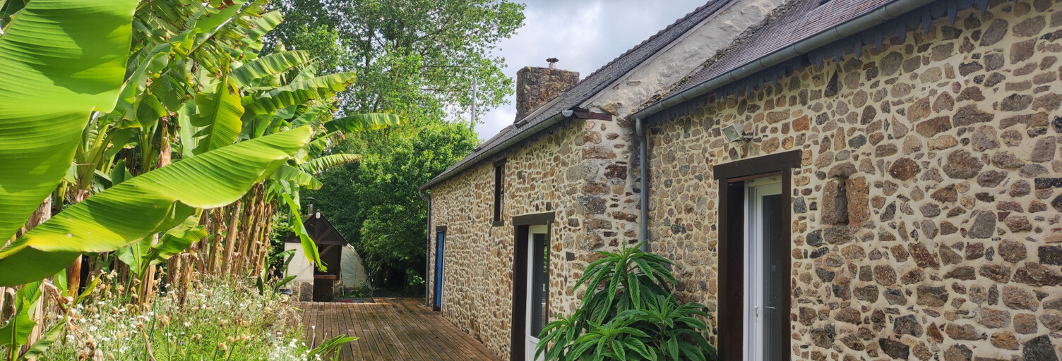 Maison 8 Pièces 141 m² à vendre à Bringolo (22170)